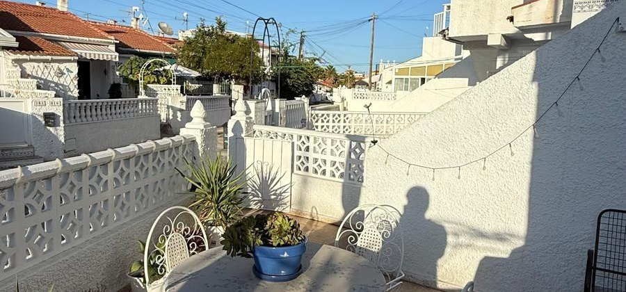 Torrevieja, Alicante, 2 Bedrooms Bedrooms, ,1 BathroomBathrooms,Bungalow,Resale,0,7563288136123074