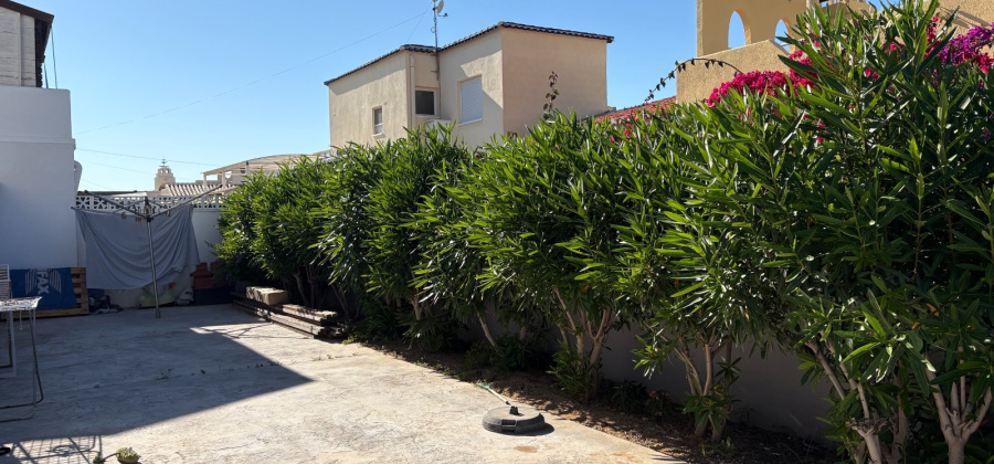 Torrevieja, Alicante, 2 Bedrooms Bedrooms, ,1 BathroomBathrooms,Villa,Resale,0,103536100466639424
