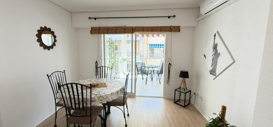 Torrevieja, Alicante, 2 Bedrooms Bedrooms, ,1 BathroomBathrooms,Apartment,Resale,0,75632160411576240
