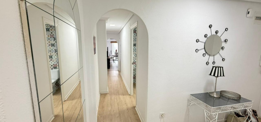 Torrevieja, Alicante, 2 Bedrooms Bedrooms, ,1 BathroomBathrooms,Apartment,Resale,0,75632160411576240