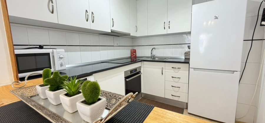 Torrevieja, Alicante, 2 Bedrooms Bedrooms, ,1 BathroomBathrooms,Apartment,Resale,0,75632160411576240