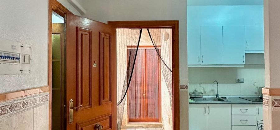 Torrevieja, Alicante, 2 Bedrooms Bedrooms, ,1 BathroomBathrooms,Apartment,Resale,0,75632207392821952
