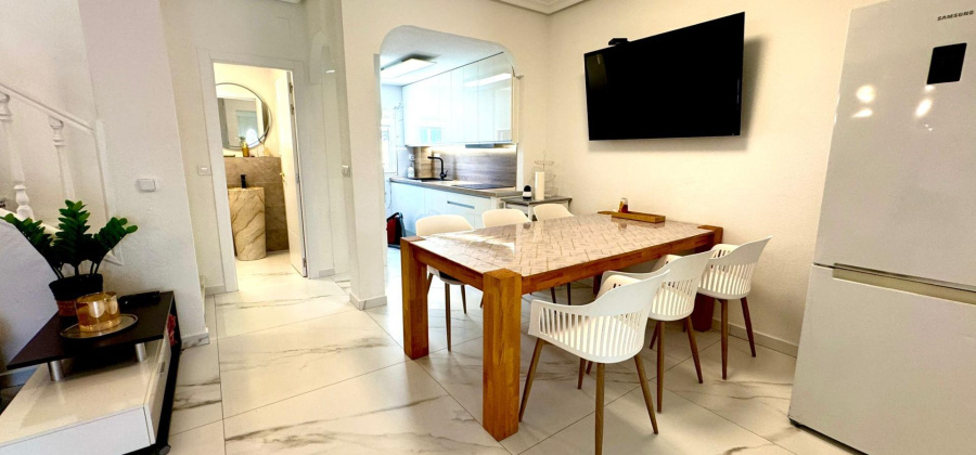 Torrevieja, Alicante, 2 Bedrooms Bedrooms, ,1 BathroomBathrooms,Townhouse,Resale,0,75632103234852736