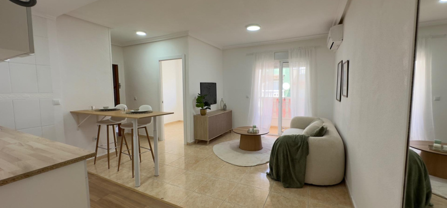 Torrevieja, Alicante, 2 Bedrooms Bedrooms, ,1 BathroomBathrooms,Apartment,Resale,0,75632374478123872