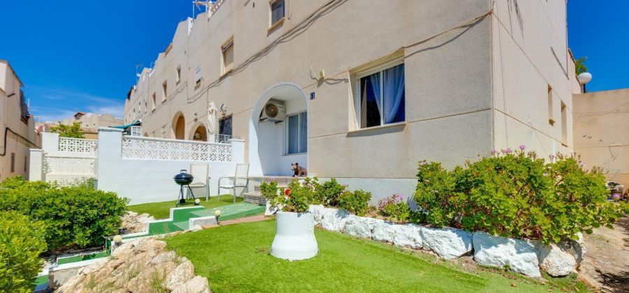 Torrevieja, Alicante, 2 Bedrooms Bedrooms, ,1 BathroomBathrooms,Bungalow,Resale,0,75632210724510160