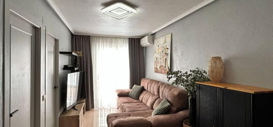 Torrevieja, Alicante, 2 Bedrooms Bedrooms, ,1 BathroomBathrooms,Apartment,Resale,0,75632297520367216