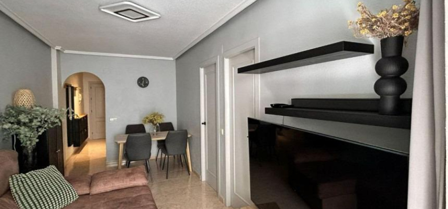 Torrevieja, Alicante, 2 Bedrooms Bedrooms, ,1 BathroomBathrooms,Apartment,Resale,0,75632297520367216