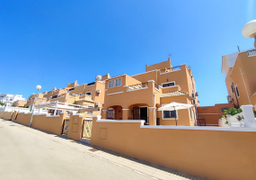 Orihuela Costa, Alicante, 3 Bedrooms Bedrooms, ,2 BathroomsBathrooms,Townhouse,Resale,0,75632208127621760 Orihuela Costa, Alicante, 3 Bedrooms Bedrooms, ,2 BathroomsBathrooms,Townhouse,Resale,0,75632208127621760