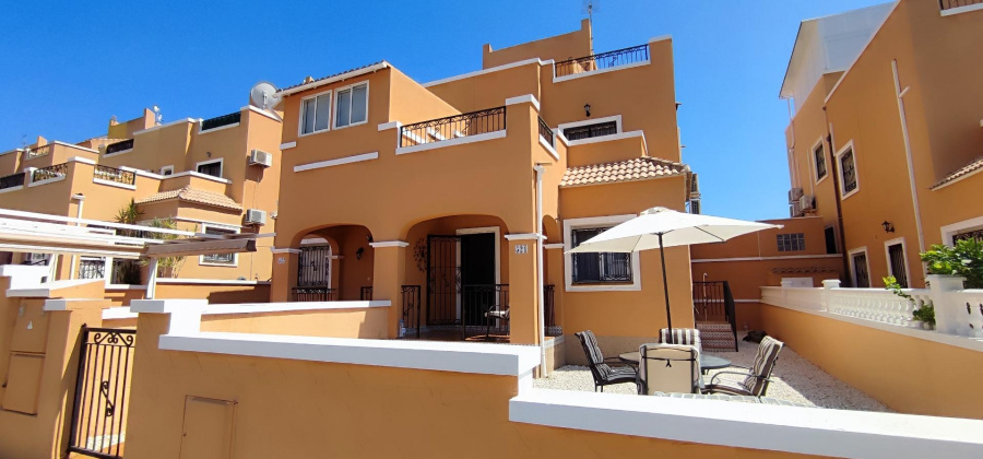 Orihuela Costa, Alicante, 3 Bedrooms Bedrooms, ,2 BathroomsBathrooms,Townhouse,Resale,0,75632208127621760