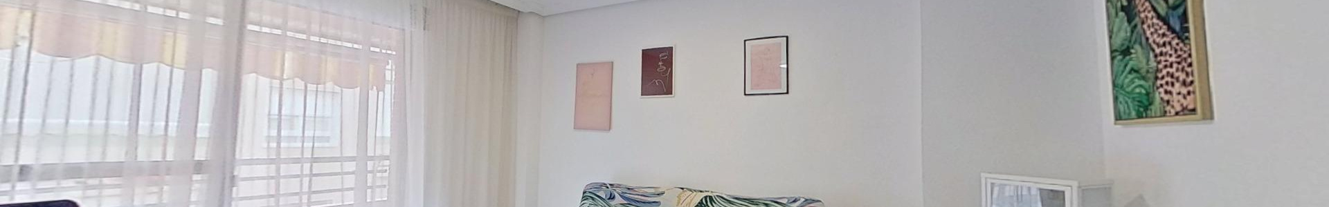 Torrevieja, Alicante, 4 Bedrooms Bedrooms, ,2 BathroomsBathrooms,Apartment,Resale,0,7563275297367682