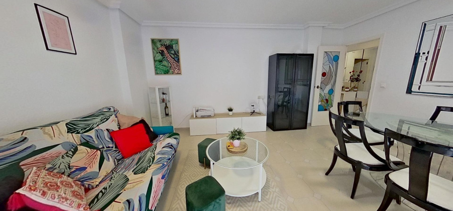 Torrevieja, Alicante, 4 Bedrooms Bedrooms, ,2 BathroomsBathrooms,Apartment,Resale,0,7563275297367682