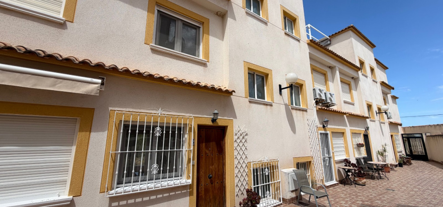 Torremendo, Alicante, 2 Bedrooms Bedrooms, ,2 BathroomsBathrooms,Townhouse,Resale,0,271160100515960768