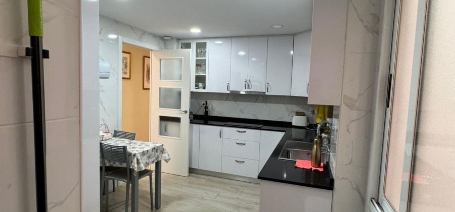 Torrevieja, Alicante, 3 Bedrooms Bedrooms, ,2 BathroomsBathrooms,Apartment,Resale,0,75632311678188496