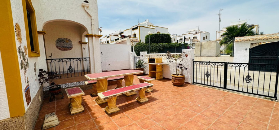 Orihuela, Alicante, 3 Bedrooms Bedrooms, ,2 BathroomsBathrooms,Townhouse,Resale,0,271160219064468128
