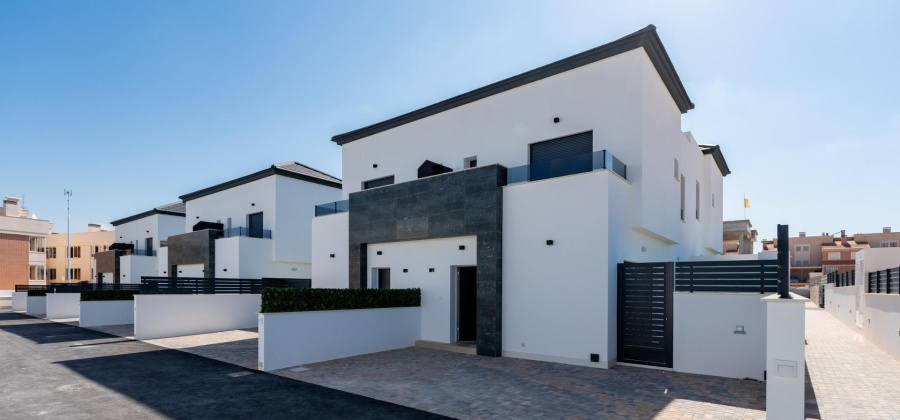 Gran Alacant, Alicante, 3 Bedrooms Bedrooms, ,2 BathroomsBathrooms,Townhouse,New,0,20955992714031056