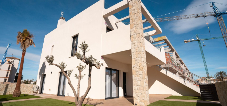Pilar de la Horadada, Alicante, 3 Bedrooms Bedrooms, ,2 BathroomsBathrooms,Bungalow,New,0,209559225759516288