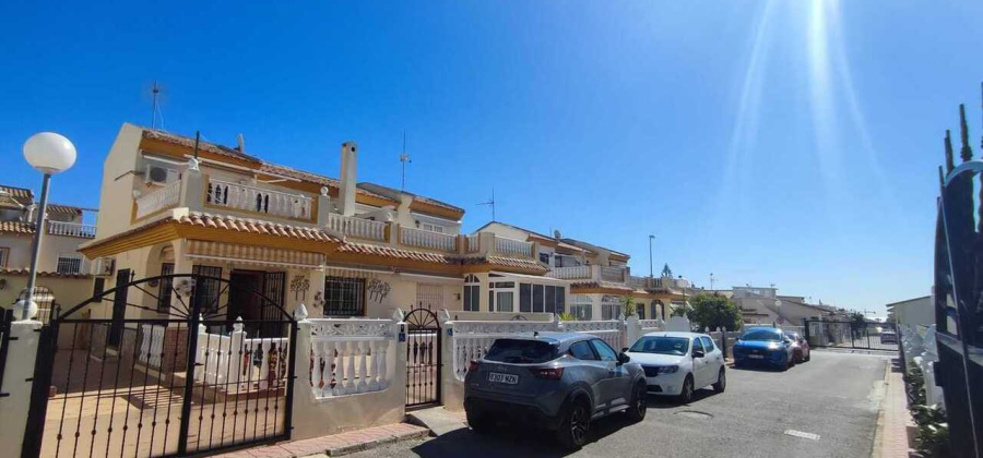 Play Flamenca, Alicante, 3 Bedrooms Bedrooms, ,2 BathroomsBathrooms,Villa,Resale,0,90690100215526272