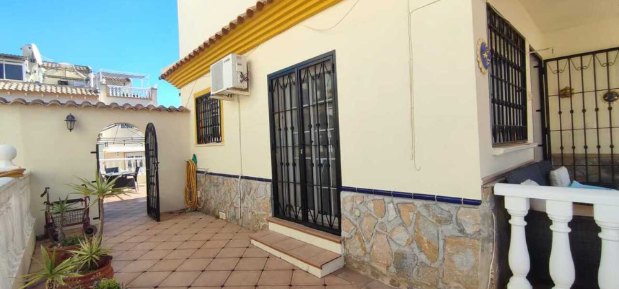 Play Flamenca, Alicante, 3 Bedrooms Bedrooms, ,2 BathroomsBathrooms,Villa,Resale,0,90690100215526272