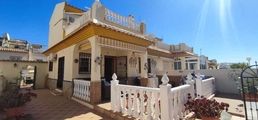 Play Flamenca, Alicante, 3 Bedrooms Bedrooms, ,2 BathroomsBathrooms,Villa,Resale,0,90690100215526272