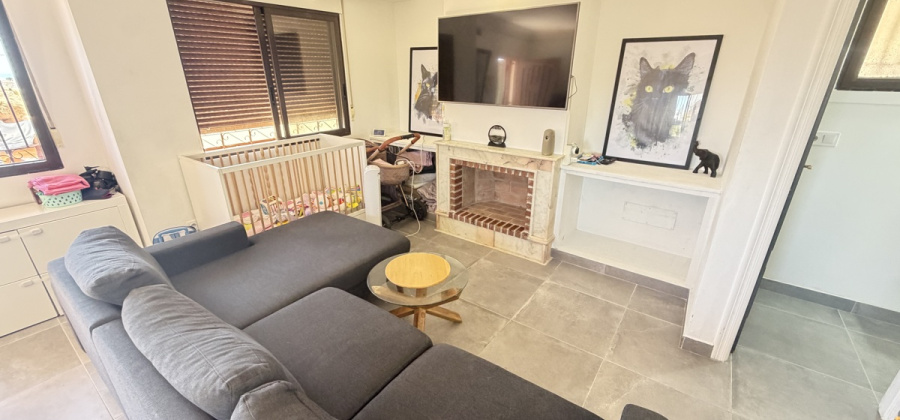 Villamartin, Alicante, 3 Bedrooms Bedrooms, ,1 BathroomBathrooms,Villa,Resale,0,103186103891043536