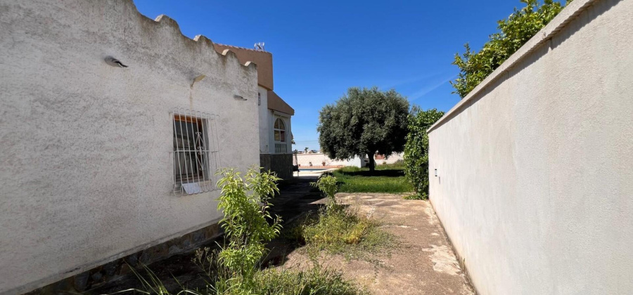 Torrevieja, Alicante, 5 Bedrooms Bedrooms, ,2 BathroomsBathrooms,Villa,Resale,0,75632227659512512