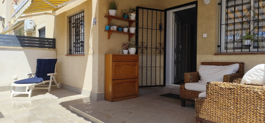 Torrevieja, Alicante, 2 Bedrooms Bedrooms, ,1 BathroomBathrooms,Apartment,Resale,0,202005151499720864