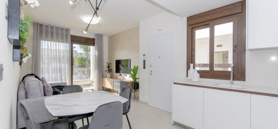 Torrevieja, Alicante, 2 Bedrooms Bedrooms, ,2 BathroomsBathrooms,Bungalow,New,0,209559619895477184