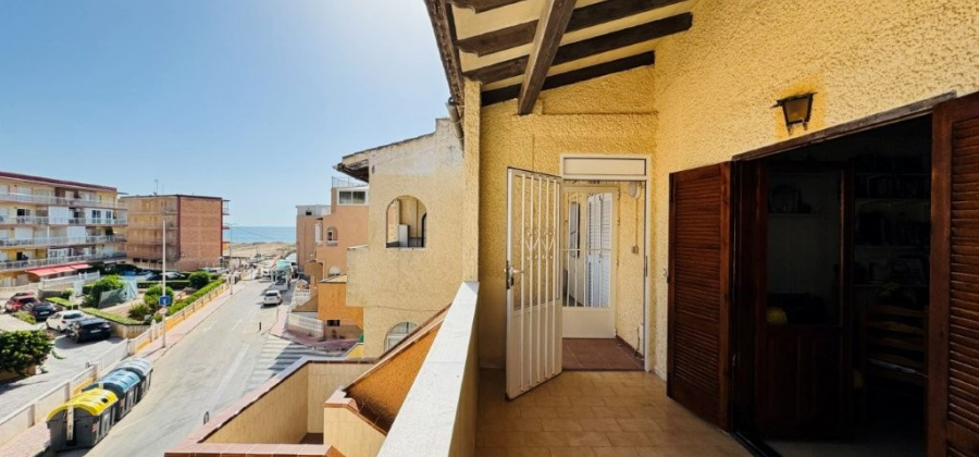 La Mata, Alicante, 3 Bedrooms Bedrooms, ,1 BathroomBathrooms,Townhouse,Resale,0,291685284915160000