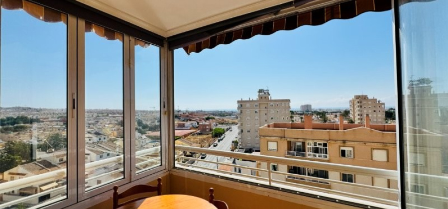 Torrevieja, Alicante, 2 Bedrooms Bedrooms, ,1 BathroomBathrooms,Apartment,Resale,0,29168577344363072