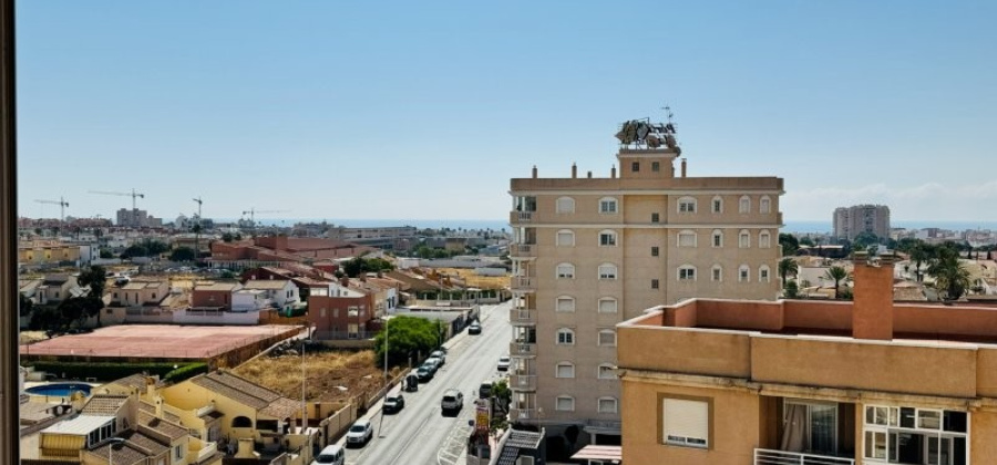 Torrevieja, Alicante, 2 Bedrooms Bedrooms, ,1 BathroomBathrooms,Apartment,Resale,0,29168577344363072