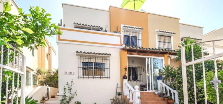 Orihuela Costa, Alicante, 3 Bedrooms Bedrooms, ,2 BathroomsBathrooms,Townhouse,Resale,0,75632147171865232