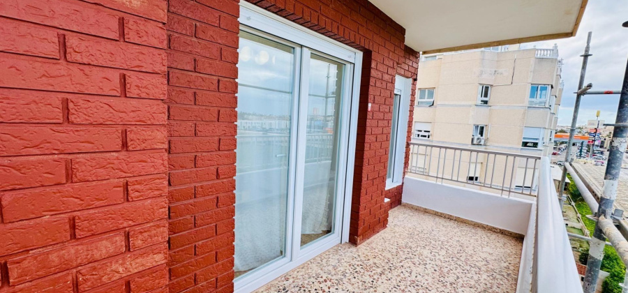 Torrevieja, Alicante, 2 Bedrooms Bedrooms, ,1 BathroomBathrooms,Apartment,Resale,0,75632139882182032
