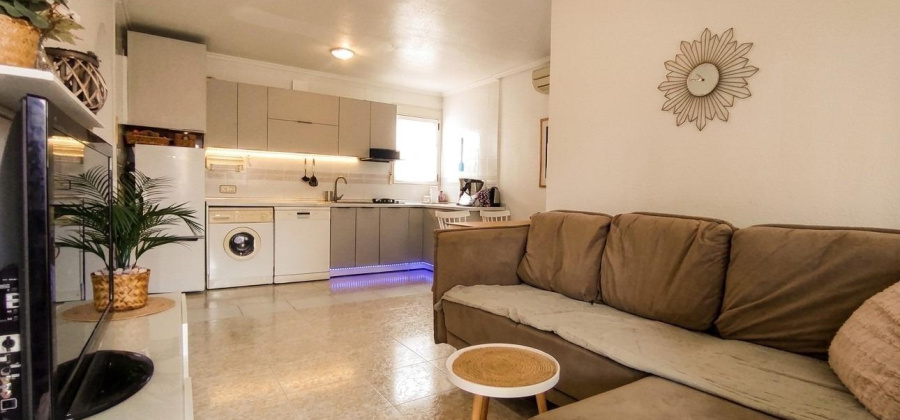 Torrevieja, Alicante, 2 Bedrooms Bedrooms, ,1 BathroomBathrooms,Bungalow,Resale,0,75632177170052720