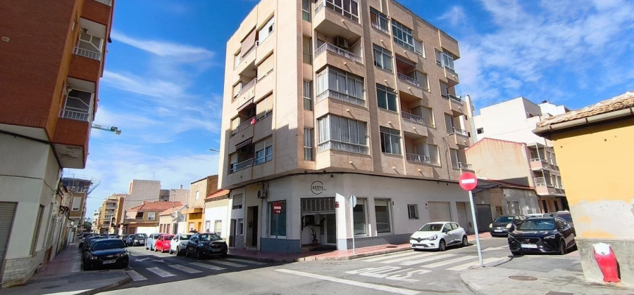 Torrevieja, Alicante, 2 Bedrooms Bedrooms, ,1 BathroomBathrooms,Apartment,Resale,0,75632284685687408