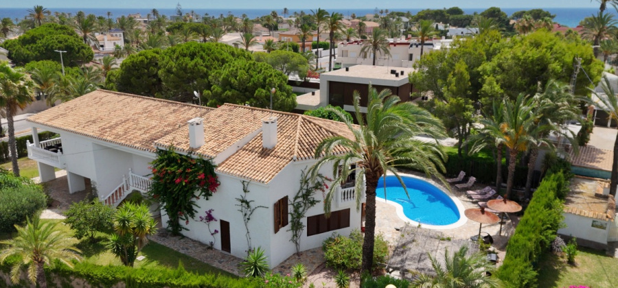 Cabo Roig, Alicante, 4 Bedrooms Bedrooms, ,3 BathroomsBathrooms,Villa,Resale,0,103186232287214512