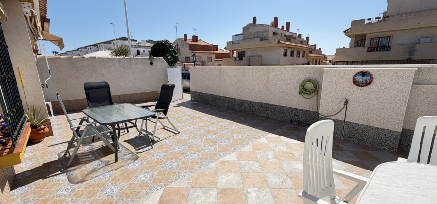 La Zenia, Alicante, 4 Bedrooms Bedrooms, ,2 BathroomsBathrooms,Bungalow,Resale,0,10318674778511478