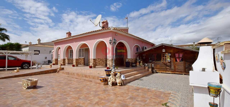 Cabo Roig, Alicante, 4 Bedrooms Bedrooms, ,2 BathroomsBathrooms,Villa,Resale,0,90690148262372016