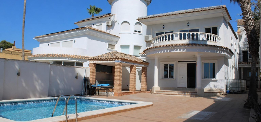 Jacarilla, Alicante, 6 Bedrooms Bedrooms, ,4 BathroomsBathrooms,Villa,Resale,0,7563273703401808