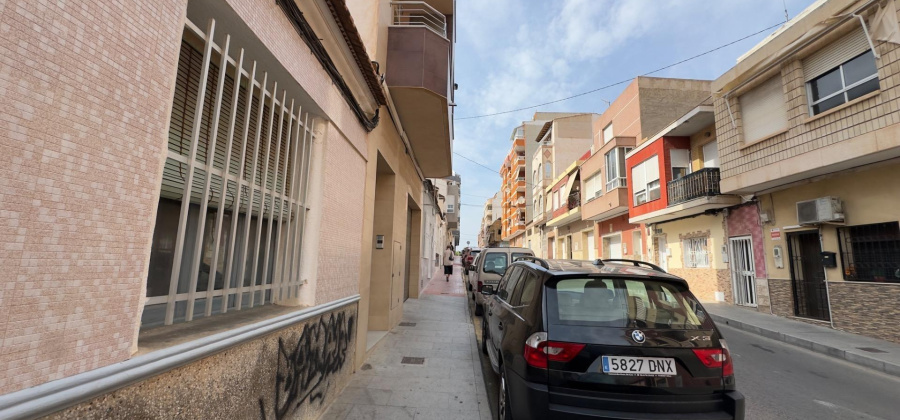 Torrevieja, Alicante, 3 Bedrooms Bedrooms, ,2 BathroomsBathrooms,Villa,Resale,0,7563282236031601