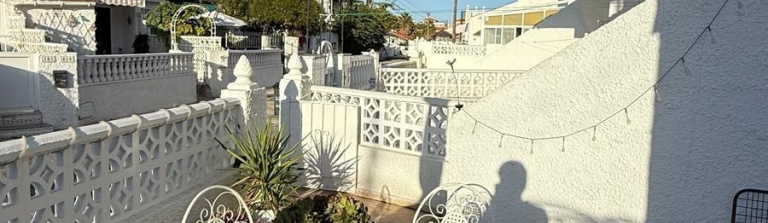 Torrevieja, Alicante, 2 Bedrooms Bedrooms, ,1 BathroomBathrooms,Bungalow,Resale,0,7563288136123074