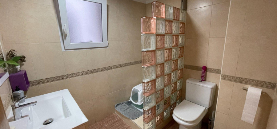Torrevieja, Alicante, 4 Bedrooms Bedrooms, ,2 BathroomsBathrooms,Apartment,Resale,0,7563292400863622