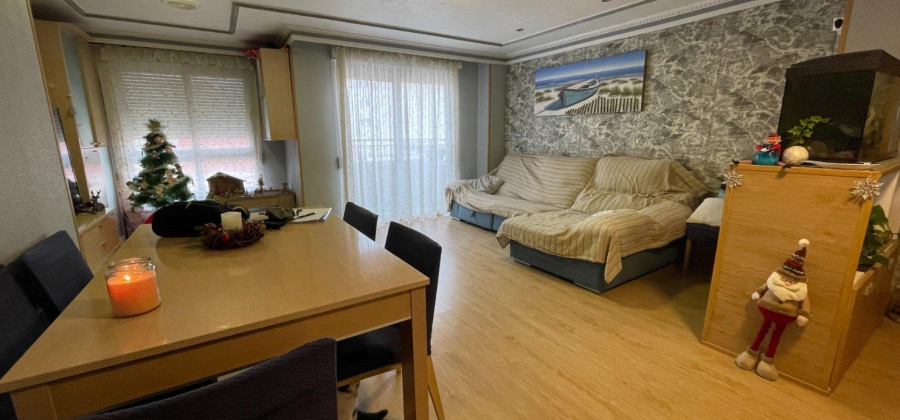 Torrevieja, Alicante, 4 Bedrooms Bedrooms, ,2 BathroomsBathrooms,Apartment,Resale,0,7563292400863622