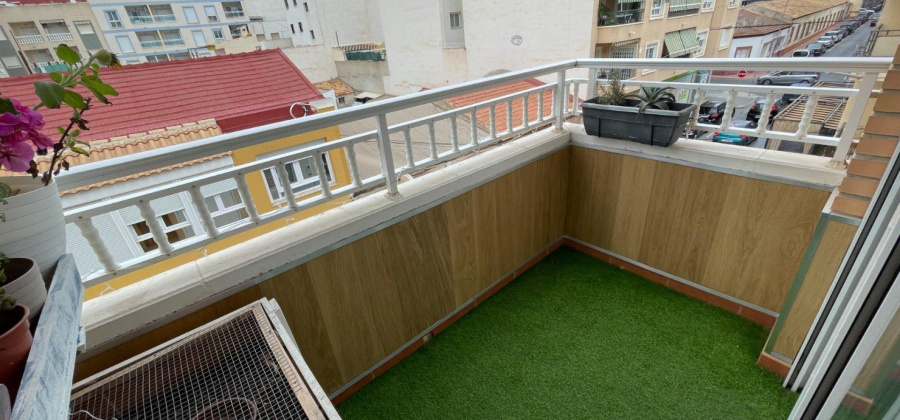Torrevieja, Alicante, 4 Bedrooms Bedrooms, ,2 BathroomsBathrooms,Apartment,Resale,0,7563292400863622
