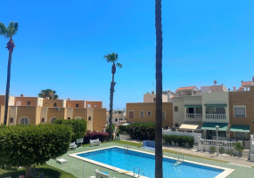 Torrevieja, Alicante, 1 Bedroom Bedrooms, ,1 BathroomBathrooms,Bungalow,Resale,0,75632137983744352 Torrevieja, Alicante, 1 Bedroom Bedrooms, ,1 BathroomBathrooms,Bungalow,Resale,0,75632137983744352