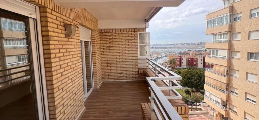 Torrevieja, Alicante, 2 Bedrooms Bedrooms, ,2 BathroomsBathrooms,Apartment,Resale,0,75632138302437776