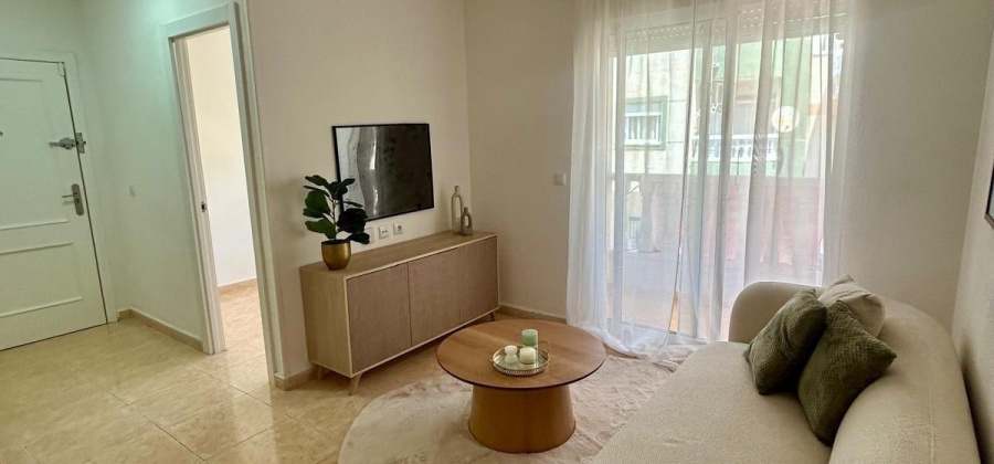 Torrevieja, Alicante, 2 Bedrooms Bedrooms, ,1 BathroomBathrooms,Apartment,Resale,0,75632139990578048