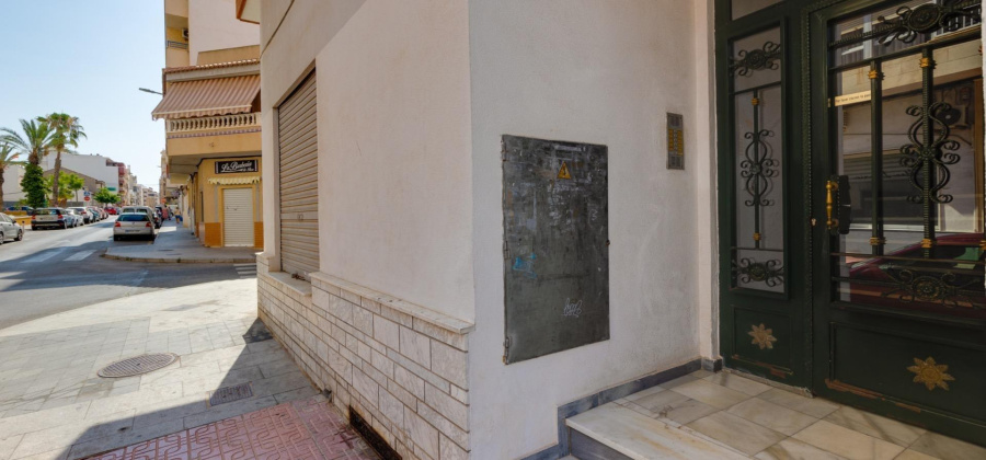 Torrevieja, Alicante, 2 Bedrooms Bedrooms, ,1 BathroomBathrooms,Apartment,Resale,0,75632152075406176