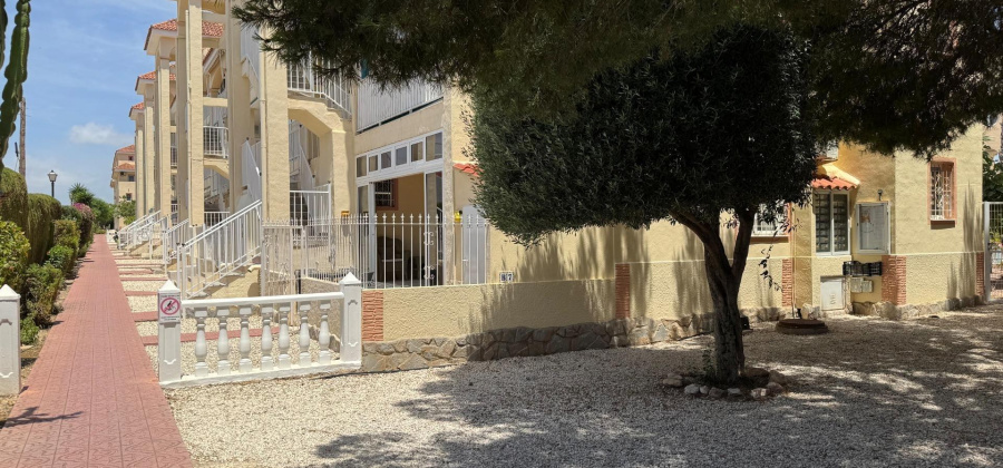 Torrevieja, Alicante, 3 Bedrooms Bedrooms, ,2 BathroomsBathrooms,Apartment,Resale,0,75632156553545536