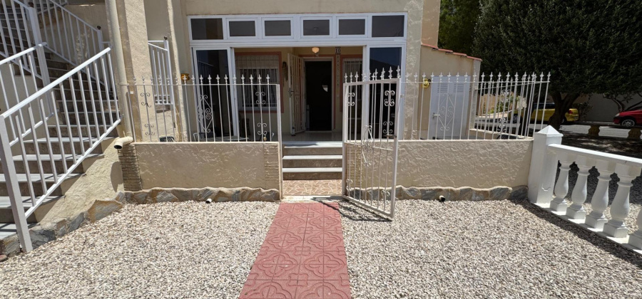 Torrevieja, Alicante, 3 Bedrooms Bedrooms, ,2 BathroomsBathrooms,Apartment,Resale,0,75632156553545536