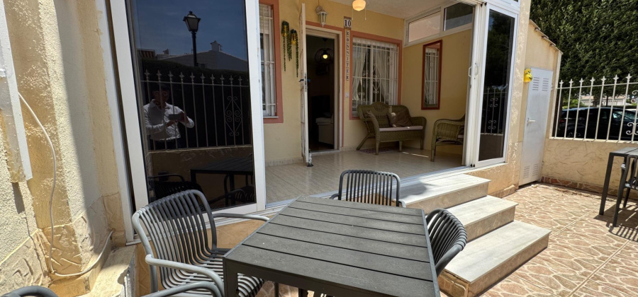 Torrevieja, Alicante, 3 Bedrooms Bedrooms, ,2 BathroomsBathrooms,Apartment,Resale,0,75632156553545536